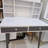 میز تحریر سالم و نو(شکار)