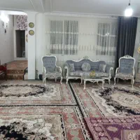 فروش-آپارتمان-زیر-زمین-حیاط-دار