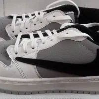 کتونی اسپرت (جردن ترویس جدید)سفیدپوست مشکی سایز 41