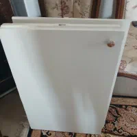در چوبی کمد