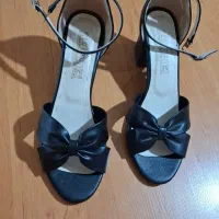 کفش پاشنه بلند|کیف، کفش، کمربند|اشتهارد, |دیوار