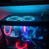 سیستم گیمینگ حرفه ای ب همراه مانیتور و همه چی