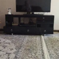 میز تلویزیون|میز تلویزیون|ری, جوانمرد قصاب|دیوار