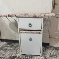 میز اتو دارای کشو صندلی وسبد رخت چرک