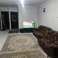 فروش واحد سنددار ۲خواب دوقدمی خیابان اصلی فلکه گاز