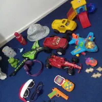 تعدادی اسباب بازی