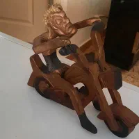 مجسمه موتورسوارجوبی