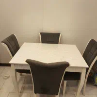 میز ناهار خوری ۴ نفره