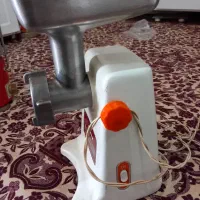 چرخ گوشت و ابمیوه گیر