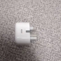 شارژر اصلی آیفون بسیار کم کارکرد