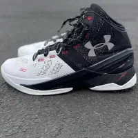 کتونی خارجی