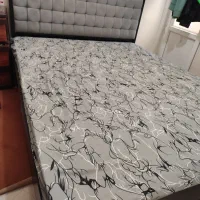 مبل راحتی 7 نفره و تخت دو نفره کاملا نو و سالم|مبلمان خانگی و میز عسلی|تهران, دهم فروردین|دیوار