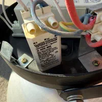 کاسه چراغ 250 وات کارگاهی مازی نور|لامپ و چراغ|فشاپویه, |دیوار