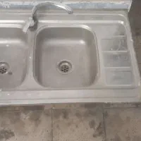 سینک با شیرآلات