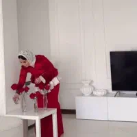 لباس زنانه|لباس|صومعه‌سرا, |دیوار