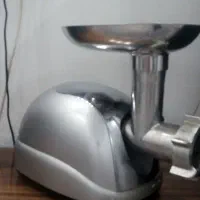 یک عدد چرخ گوشت|سایر لوازم برقی|شاندیز, |دیوار