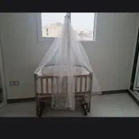گهواره تخت نوزاد