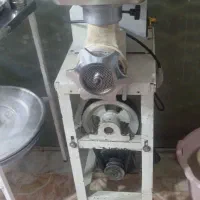 چرخ گوشت صنعتی تمیزو مرتب آماده به کار
