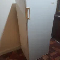 یخچال آزمایش