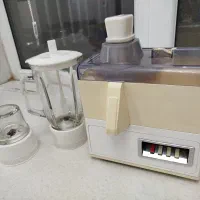 آبمیوه گیری نانیوا