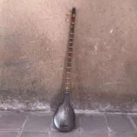 سه‌تار تزئینی