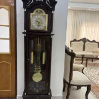 ساعت ایستاده چوبی