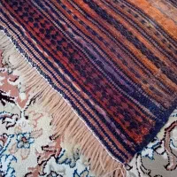 یه عدد گلیم دستباف کار کرده دسته دو