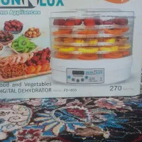 یک میوه خشک کن در حد نو