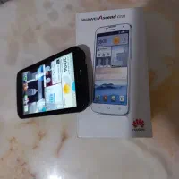 یک عدد گوشی درحد نو با کارتن