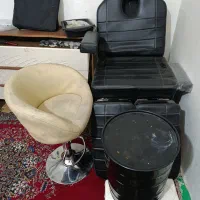 چراغ وصندلی پایه
