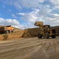 اجاره لودر خاکبرداری خاکریزی