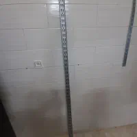 تعدادی رگال و مانکن پا