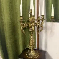 یک جفت شمعدان انتیک تمام برنز