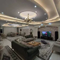 ۲۵۰ متر بی نظیر + ۸۰ مترحیاط  تک واحدی اندیشه فاز۱