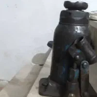 جک روغنی نیسان ۱۰ تن