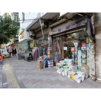 مغازه-39متر-با-تجاری-کامل-حصارک-پایین-خیابان-باهنر