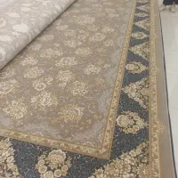 تعدادی فرش ۱۲۰۰شانه نخ صدرصد اکرلیک به مدت ی هفته