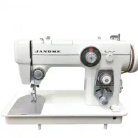 چرخ خیاطی ژانومه مدل ۶۸۰ کاملا نو