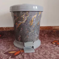 سطل آشغال بزرگ