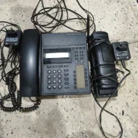 یک دستگاه تلفن