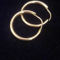 دو گرم گوشواره حلقه ای نو  .300 بالای تابلو