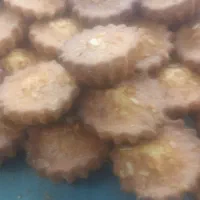 نیازمند یک خلیفه قنادی|استخدام خدمات فروشگاه و رستوران|یزد, |دیوار