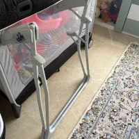 ساک حمل نوزاد به همراه پایه تخت خواب شو|کالسکه و لوازم جانبی|قم, سالاریه|دیوار