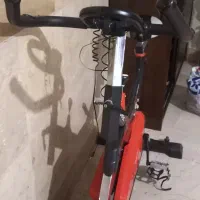 دوچرخه ثابت ورزشی