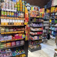 کارمند ماهر سوپر مارکت