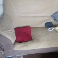 با سلام یک دست مبلمان راحتی 7نفره|مبلمان خانگی و میز عسلی|مشهد, شهید معقول|دیوار