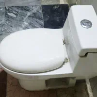 توالت فرنگی سالم در حد نو