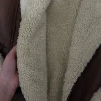 کت بوفالو قهوه ای|لباس|حمیدیا, |دیوار