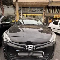 هیوندای i20     2015