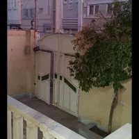 دوطبقه دربست میدان امام علی ۳خواب با حیاط پارکینگ